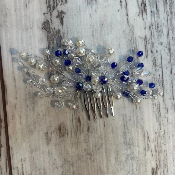 Blue Crystal & Pearl Bridal Hair Comb - Picture 14 of 16